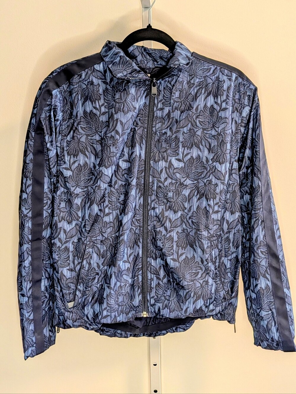NWT Athleta Sightseer Lace Jacket - Picture 2 of 5